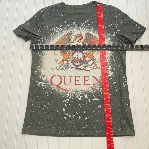 Queen T-Shirt Size M - Picture 2 of 6